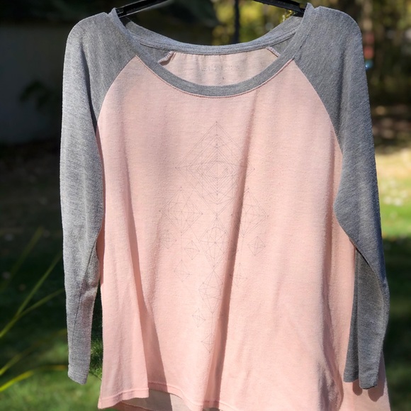 Live, Love, Dream long sleeve - Picture 3 of 4